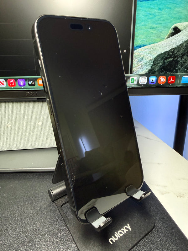 Apple iPhone 15 Pro 128GB — Black Titanium / AT&T — front