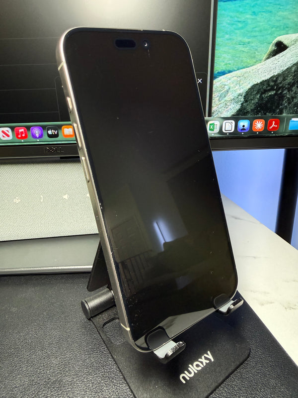 Apple iPhone 15 Pro 128GB — Natural Titanium / Unlocked — front