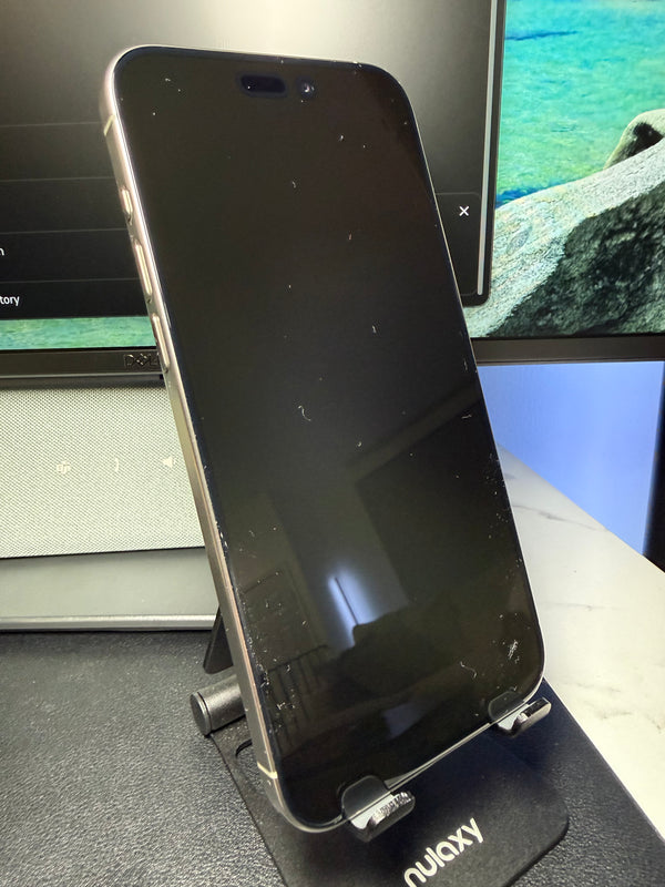 Apple iPhone 15 Pro Max 256GB — Natural Titanium / AT&T — front